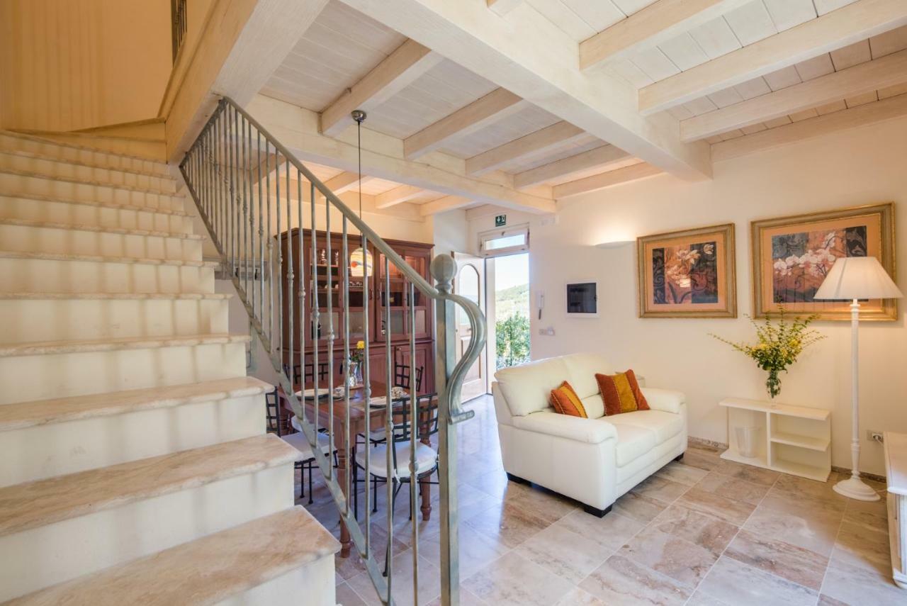Casa Vacanze Squarcialupi Castellina in Chianti Exterior foto